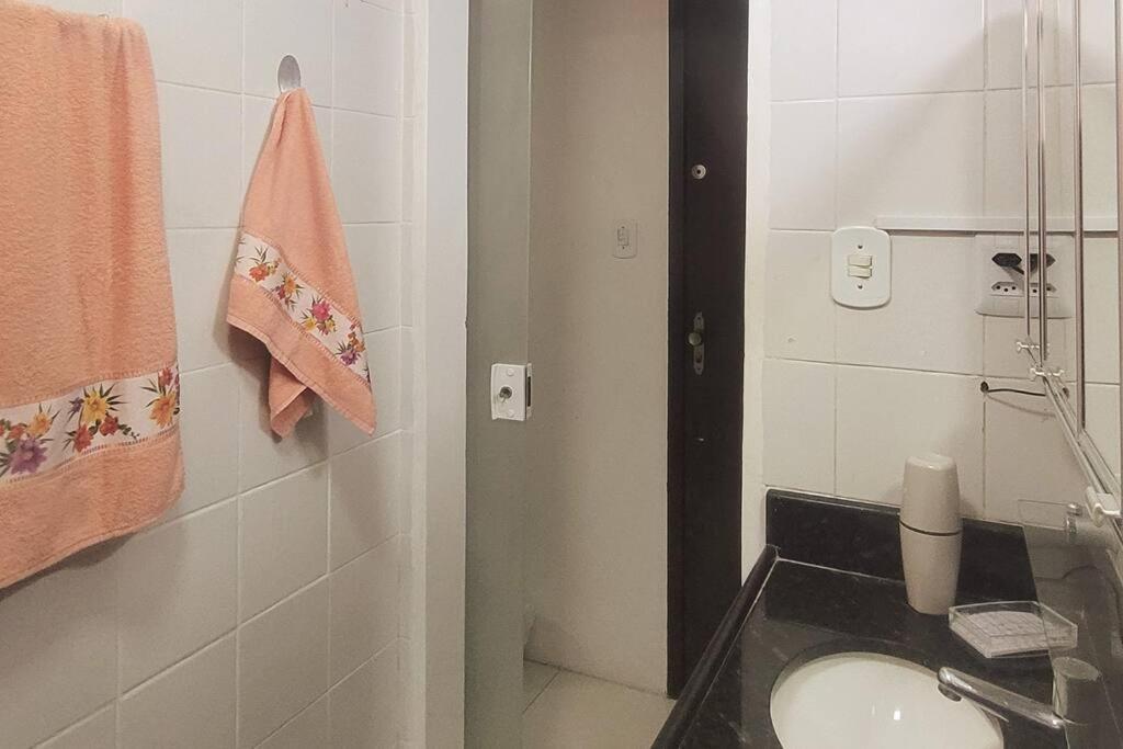 Residencial Tiffany'S, Porto Da Barra, Salvador-Ba Apartment Ngoại thất bức ảnh
